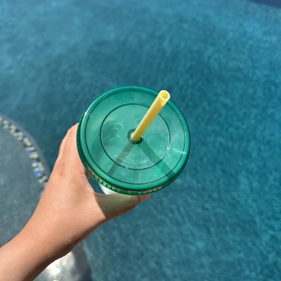 NWT Starbucks reusable green tumblr plastic - Picture 3 of 5